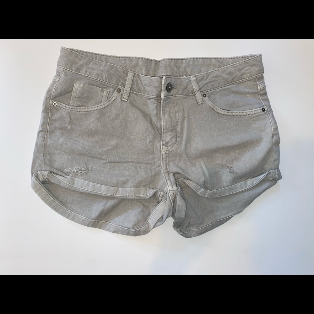 NWOT H&M Divided Gray Shorts Size 8